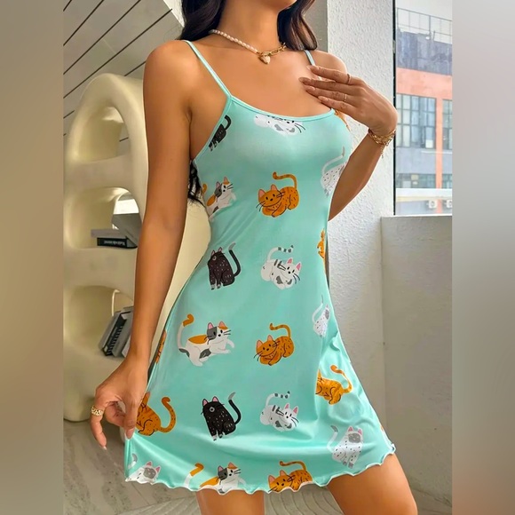 Curious Cats Women’s Night Gown - Picture 2 of 3